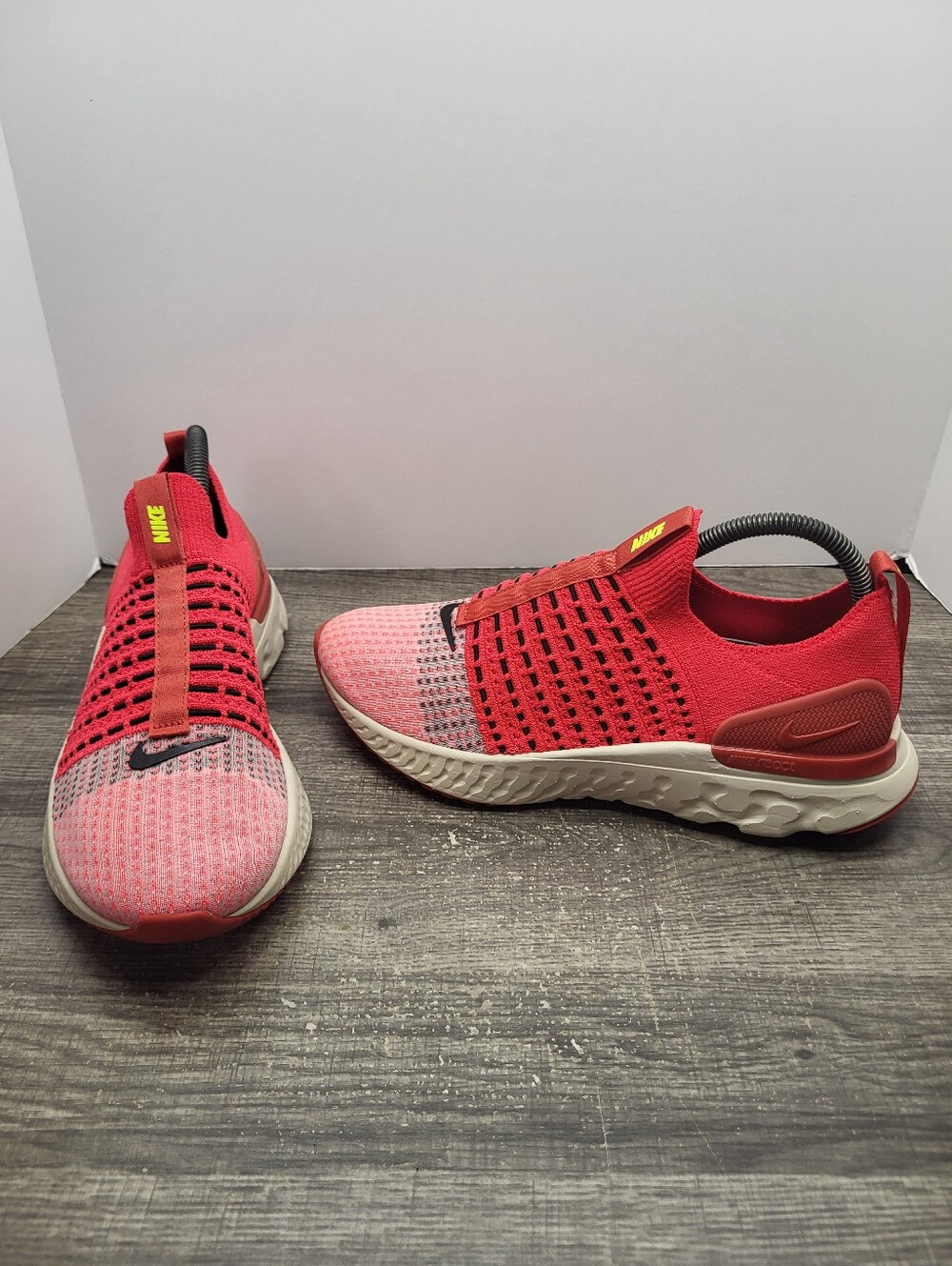 Nike React Phantom Run Flyknit 2 Siren Red Mens Sz 7.5 Running Shoes Sneakers